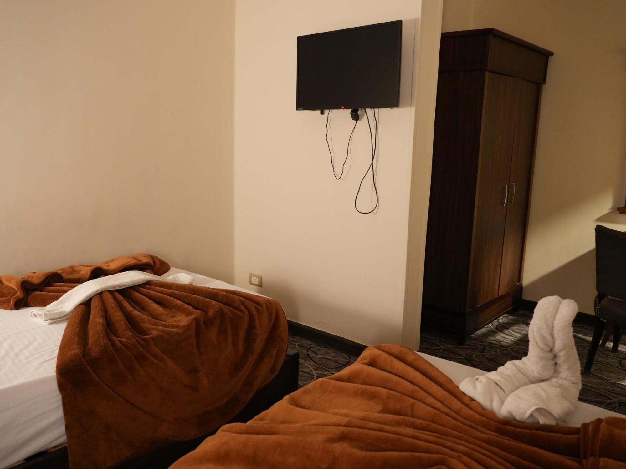 Montana Hotel Il Il Cairo Esterno foto