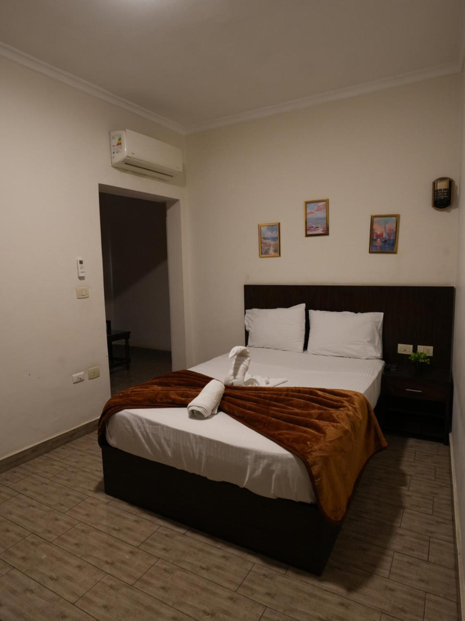 Montana Hotel Il Il Cairo Esterno foto