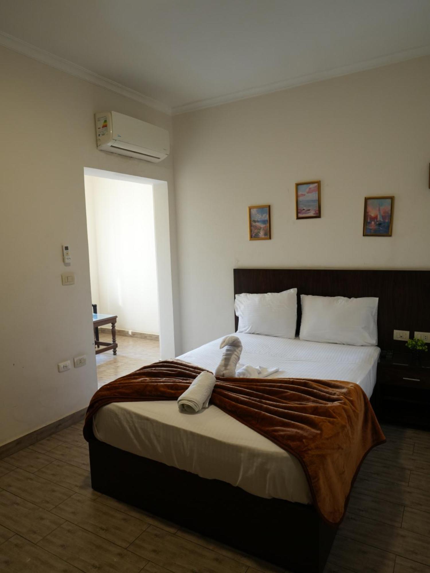 Montana Hotel Il Il Cairo Esterno foto