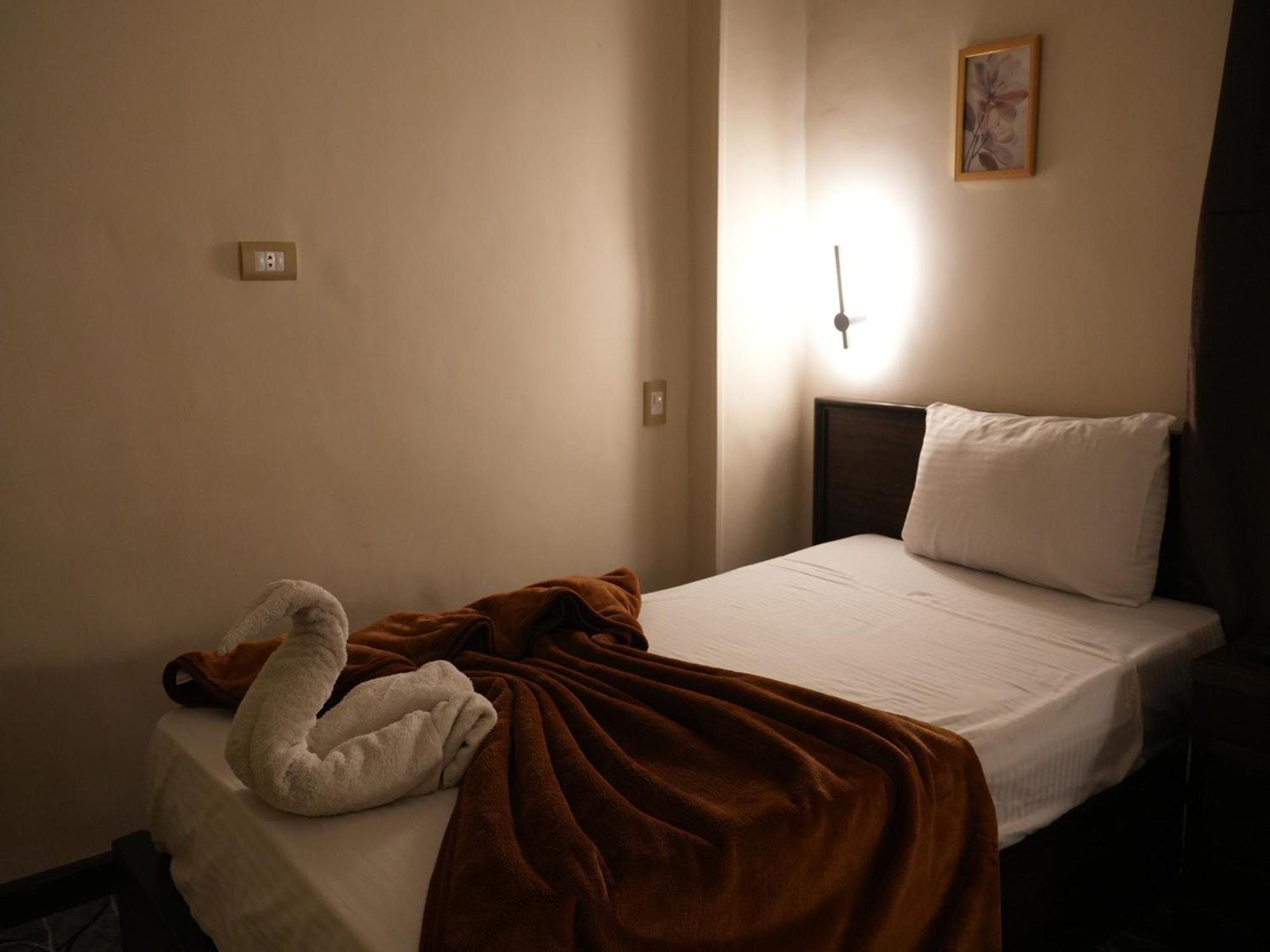 Montana Hotel Il Il Cairo Esterno foto
