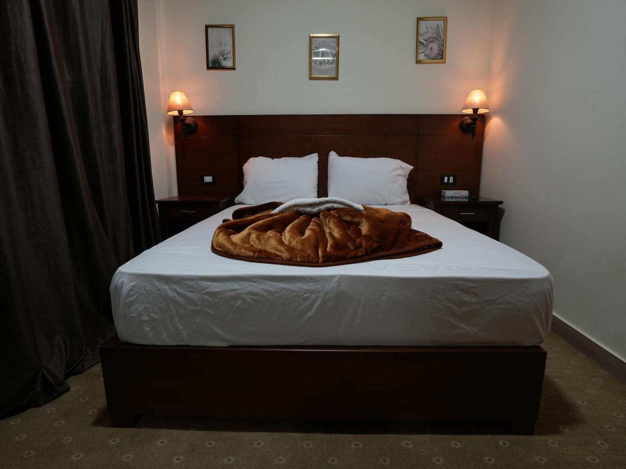 Montana Hotel Il Il Cairo Esterno foto